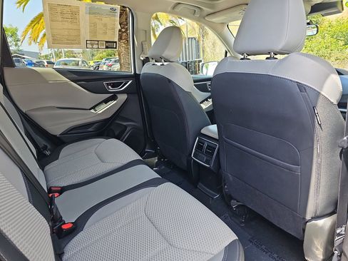 New 2024 Subaru Forester Premium AWD/4WD image 11