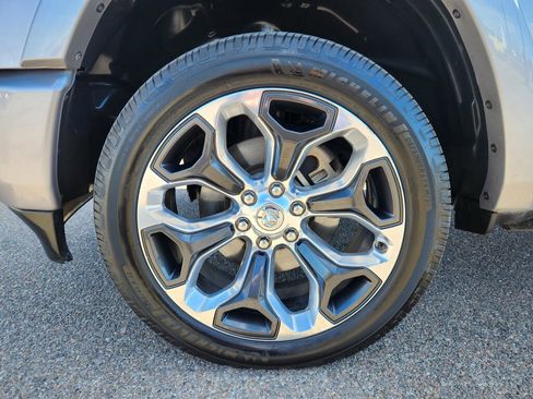 Used 2022 RAM 1500 Limited image 15