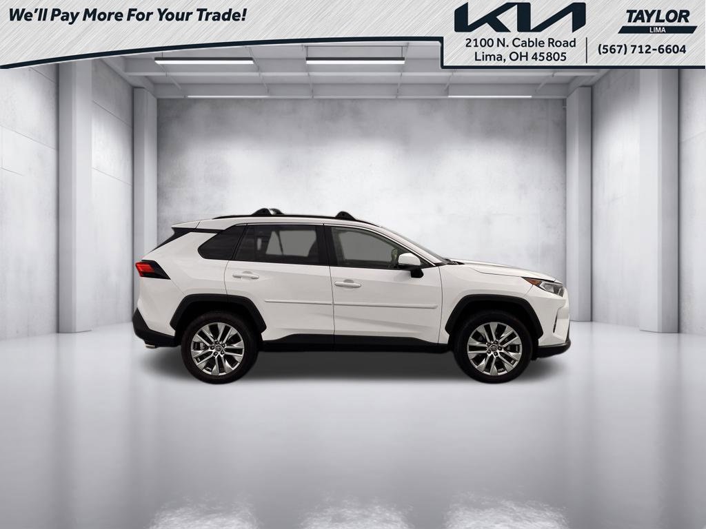 Used 2020 Toyota RAV4 XLE Premium w/ All Weather Liner Package FWD image 18