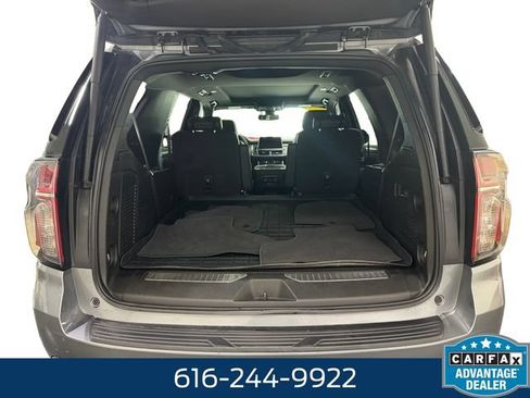 Used 2022 Chevrolet Tahoe Z71 w/ Z71 Off-Road Package AWD/4WD image 13