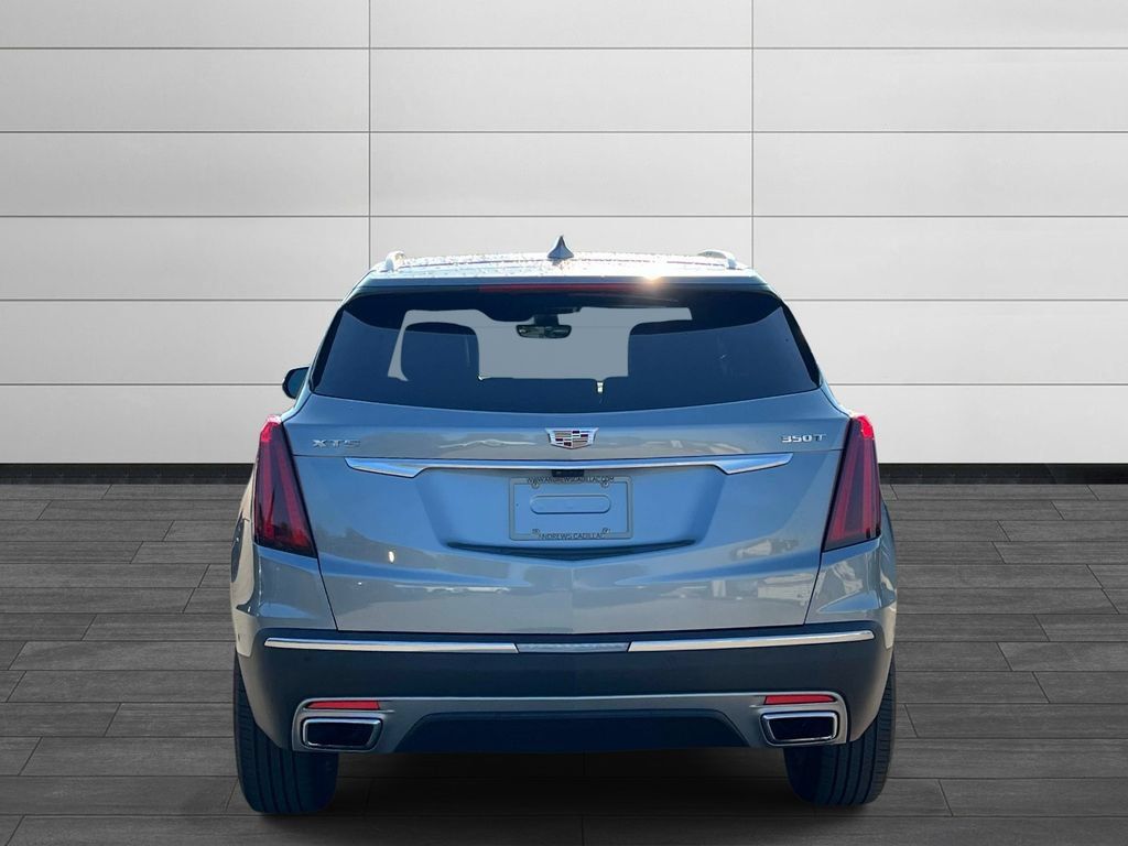 Certified 2023 Cadillac XT5 Premium Luxury w/ Technology Package FWD image 4