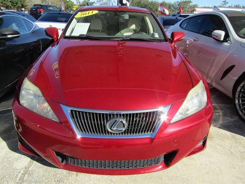 Used 2011 Lexus IS 250 image 2