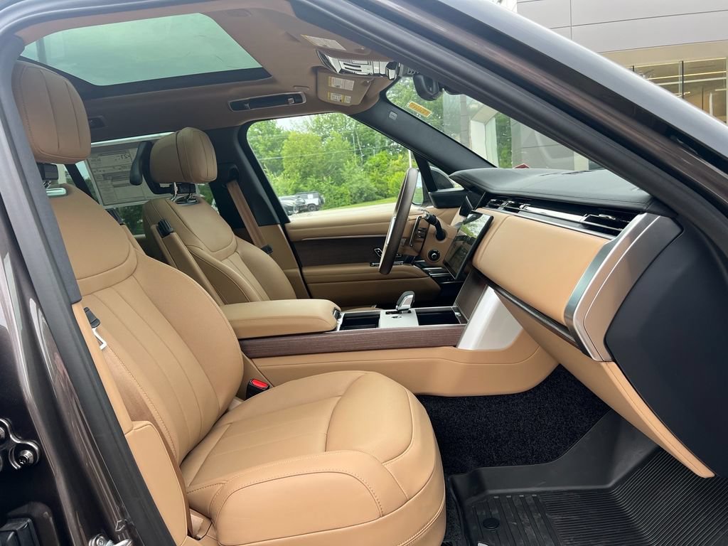 New 2026 Land Rover Range Rover SE AWD/4WD image 29