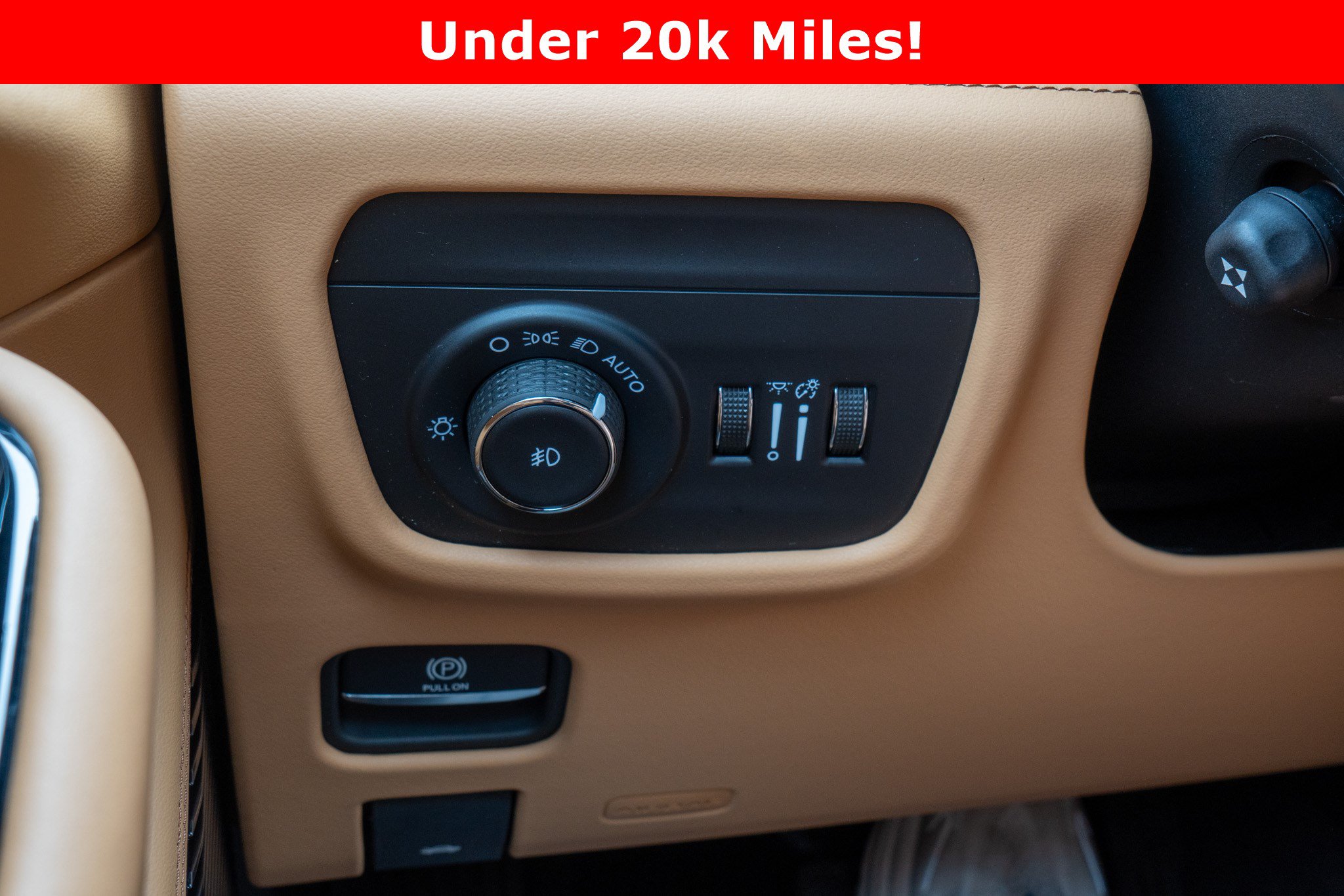 Used 2024 Jeep Grand Cherokee L Summit AWD/4WD image 25