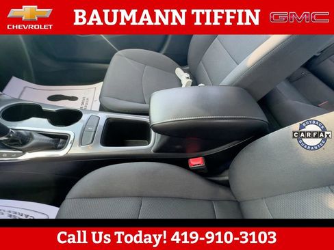 Used 2018 Chevrolet Cruze LT FWD image 22
