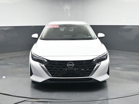 Used 2024 Nissan Sentra SV image 8