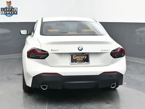 Certified 2025 BMW 230i Coupe w/ Premium Package image 6