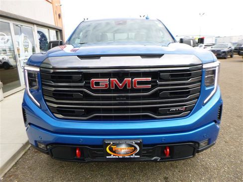 Used 2023 GMC Sierra 1500 AT4 w/ AT4 Preferred Package image 26