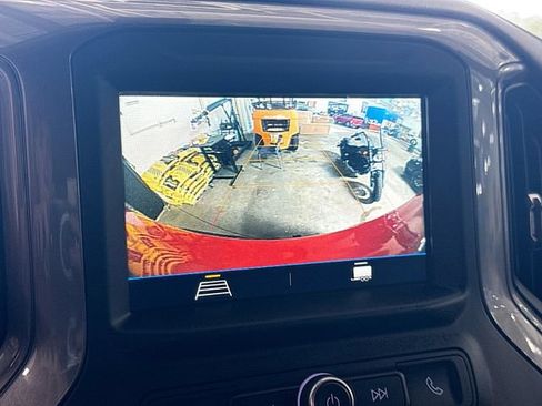 Used 2019 Chevrolet Silverado 1500 Custom Trail Boss AWD/4WD image 14
