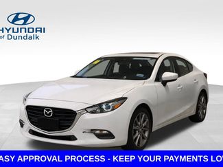 Used 2018 MAZDA MAZDA3 Touring FWD video 1