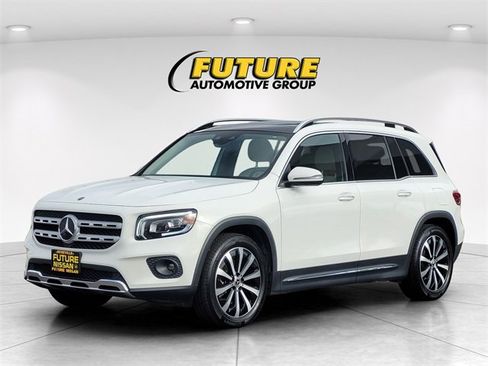 Used 2021 Mercedes-Benz GLB 250 4MATIC image 5