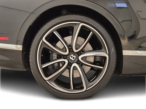 Used 2020 Bentley Continental GT image 12