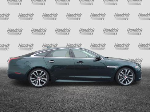 Used 2019 Jaguar XJ R-Sport AWD/4WD image 11