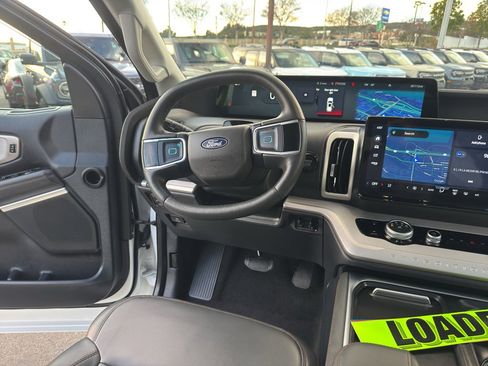 Used 2025 Ford Expedition Max Active image 34