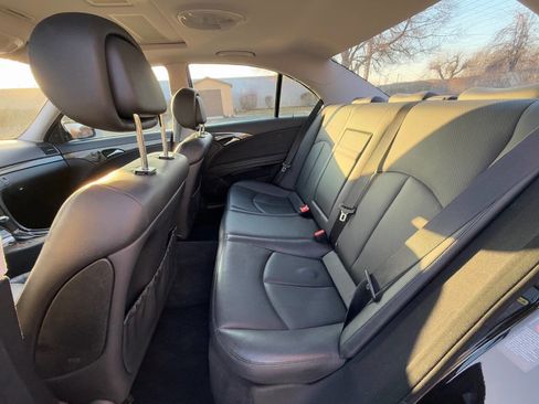 Used 2007 Mercedes-Benz E 350 4MATIC Sedan image 11