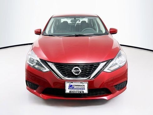 Used 2017 Nissan Sentra SV image 2