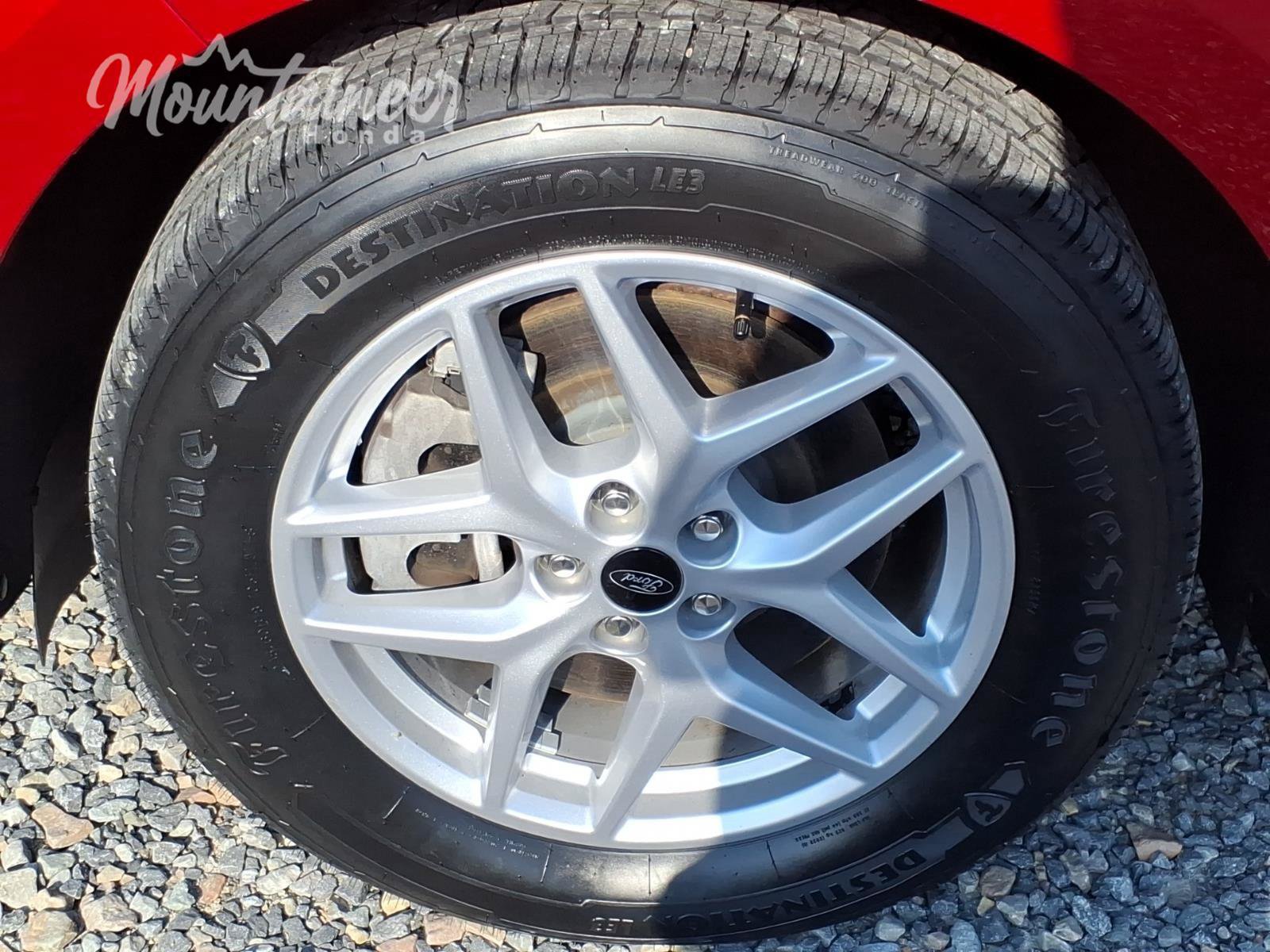 Used 2024 Ford Edge SEL w/ Convenience Package AWD/4WD image 12