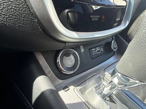 Used 2024 Nissan Murano SV w/ SV Midnight Edition Package FWD image 19