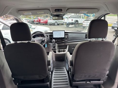 Used 2024 Ford Transit 350 XLT image 38