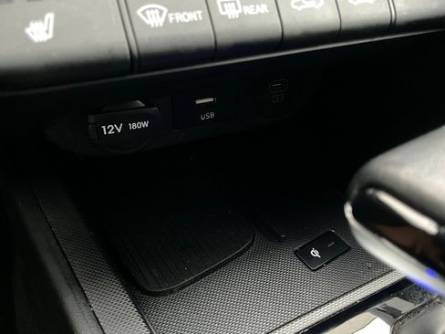 Used 2025 Hyundai Elantra SEL image 25