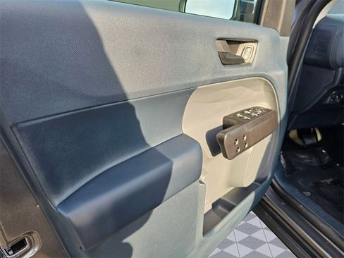 New 2025 Ford Maverick XLT w/ Black Appearance Package image 21