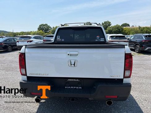 Used 2023 Honda Ridgeline RTL-E image 4