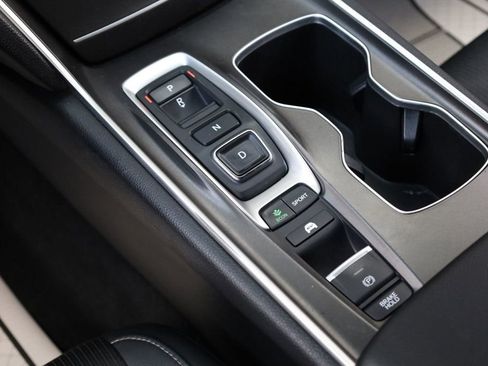 Used 2022 Honda Accord Sport image 38