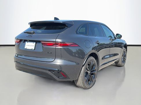 New 2026 Jaguar F-PACE R-Dynamic S image 5