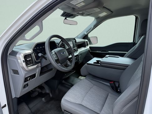 Used 2023 Ford F150 XL w/ XL Chrome Appearance Package AWD/4WD image 4