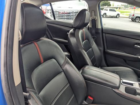 Used 2021 Nissan Sentra SR w/ SR Premium Package FWD image 28