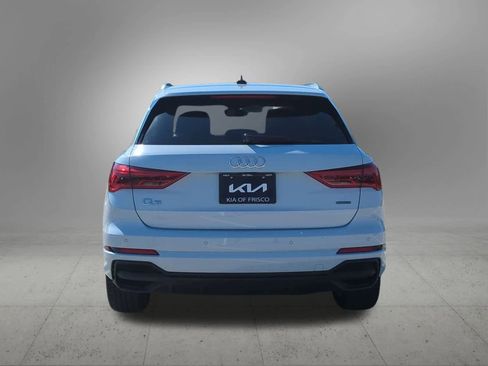Used 2023 Audi Q3 2.0T Premium Plus w/ Premium Plus Package image 5