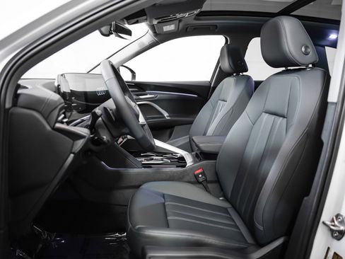 New 2025 Audi Q5 Premium Plus image 8