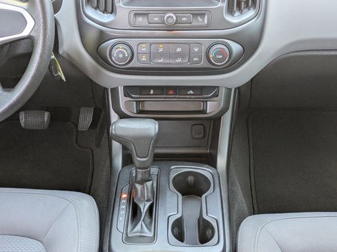 Used 2021 Chevrolet Colorado W/T w/ WT Convenience Package image 18