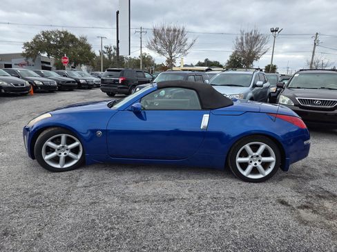 Used 2004 Nissan 350Z Touring RWD image 4