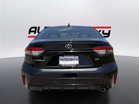 Used 2022 Toyota Corolla SE w/ SE Premium Package FWD image 6