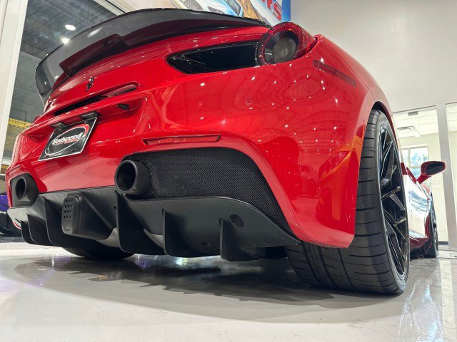 Used 2016 Ferrari 488 GTB RWD image 29