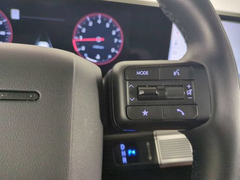Used 2025 Hyundai Santa Fe Calligraphy FWD image 36