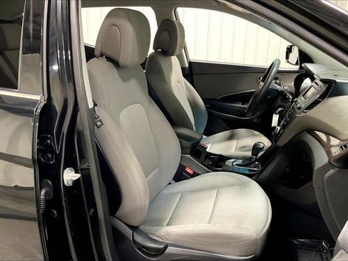 Used 2018 Hyundai Santa Fe Sport image 7