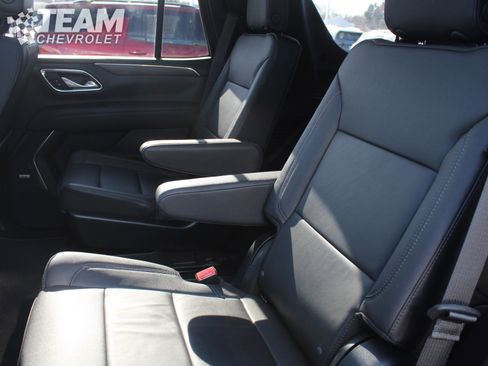 Certified 2024 Chevrolet Tahoe Z71 w/ Luxury Package image 21