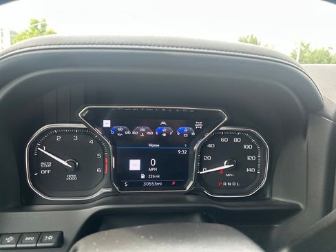 Used 2021 GMC Sierra 1500 AT4 w/ AT4 Value Package AWD/4WD image 24