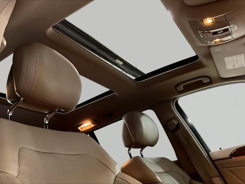 Used 2016 Mercedes-Benz GL 550 4MATIC image 14