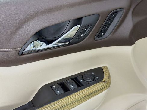 Used 2019 GMC Acadia Denali w/ Technology Package image 19