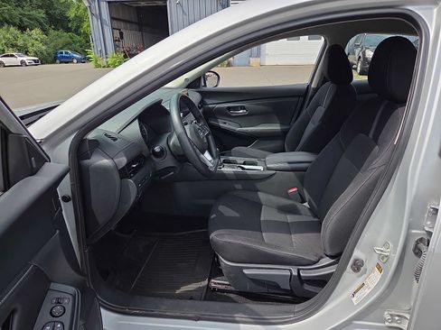 Used 2023 Nissan Sentra SV FWD image 14