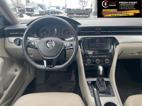 Used 2021 Volkswagen Passat 2.0T SE image 26
