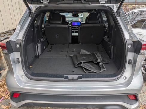 Used 2023 Toyota Highlander XSE image 15