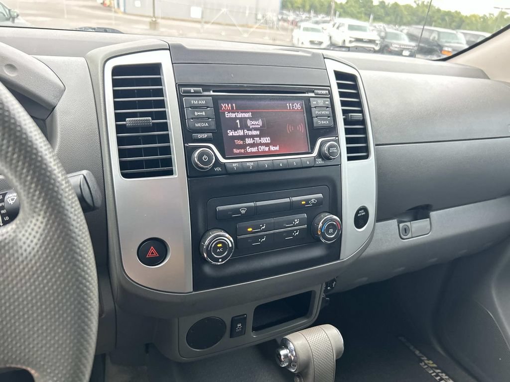 Used 2018 Nissan Frontier SV RWD image 28