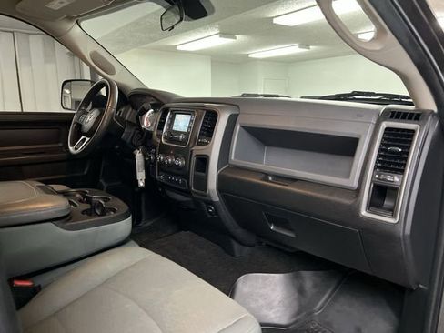 Used 2018 RAM 2500 Tradesman w/ Chrome Appearance Group AWD/4WD image 28