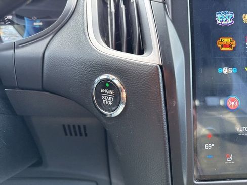 Used 2022 Ford Edge ST-Line image 16