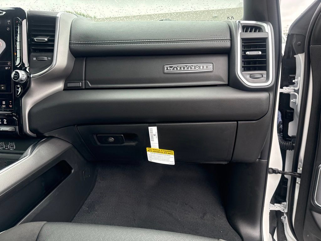 New 2027 RAM 1500 Laramie AWD/4WD image 29