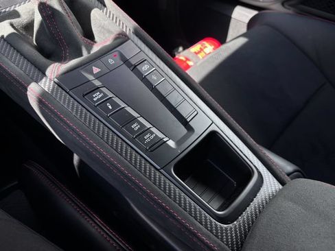 Certified 2025 Porsche 718 Cayman GT4 RS RWD image 20